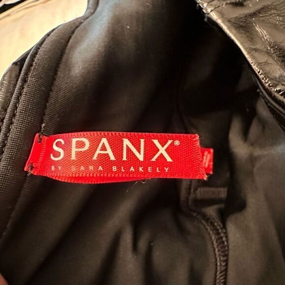 Spanx Vegan Faux Black Patent Leather High Waisted Pull-On Legging Pants XL - Picture 7 of 8